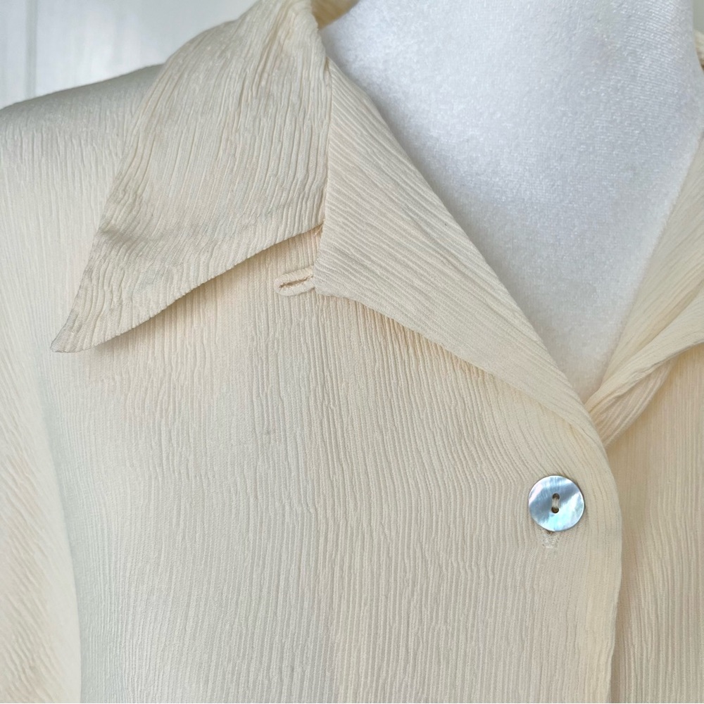 Vintage 100% Silk Butter Yellow Plisse Button Down Shirt Top Large Quiet Luxury - Picture 7 of 10